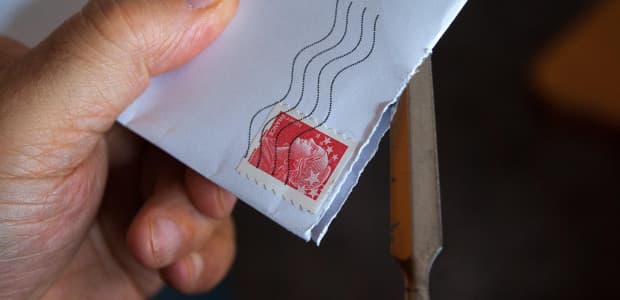 Aj v digitálnej dobe majú listy a pohľadnice svoje čaro
