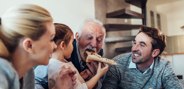 Až 60% mladých dospelákov býva u rodičov. Hotel MAMA poskytuje najlepšie služby