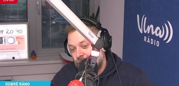 Bola taká hmla, že zabudli na ihrisku brankára!