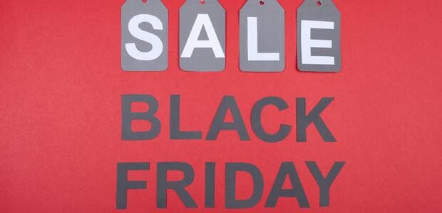 Počas „Black Friday“ sú aktívnejší aj kyberútočníci. Čo hrozí nakupujúcim?