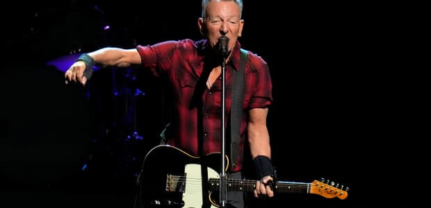 Bruce Springsteen získal v tento deň Oscara za jeho skladbu. Aký je jej názov?